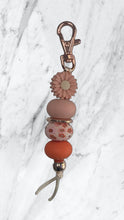 Load image into Gallery viewer, Daisy Garden Keyrings
